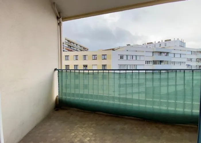 شقة Joli T4 Avec Balcon, Place De Parking - Oradou *